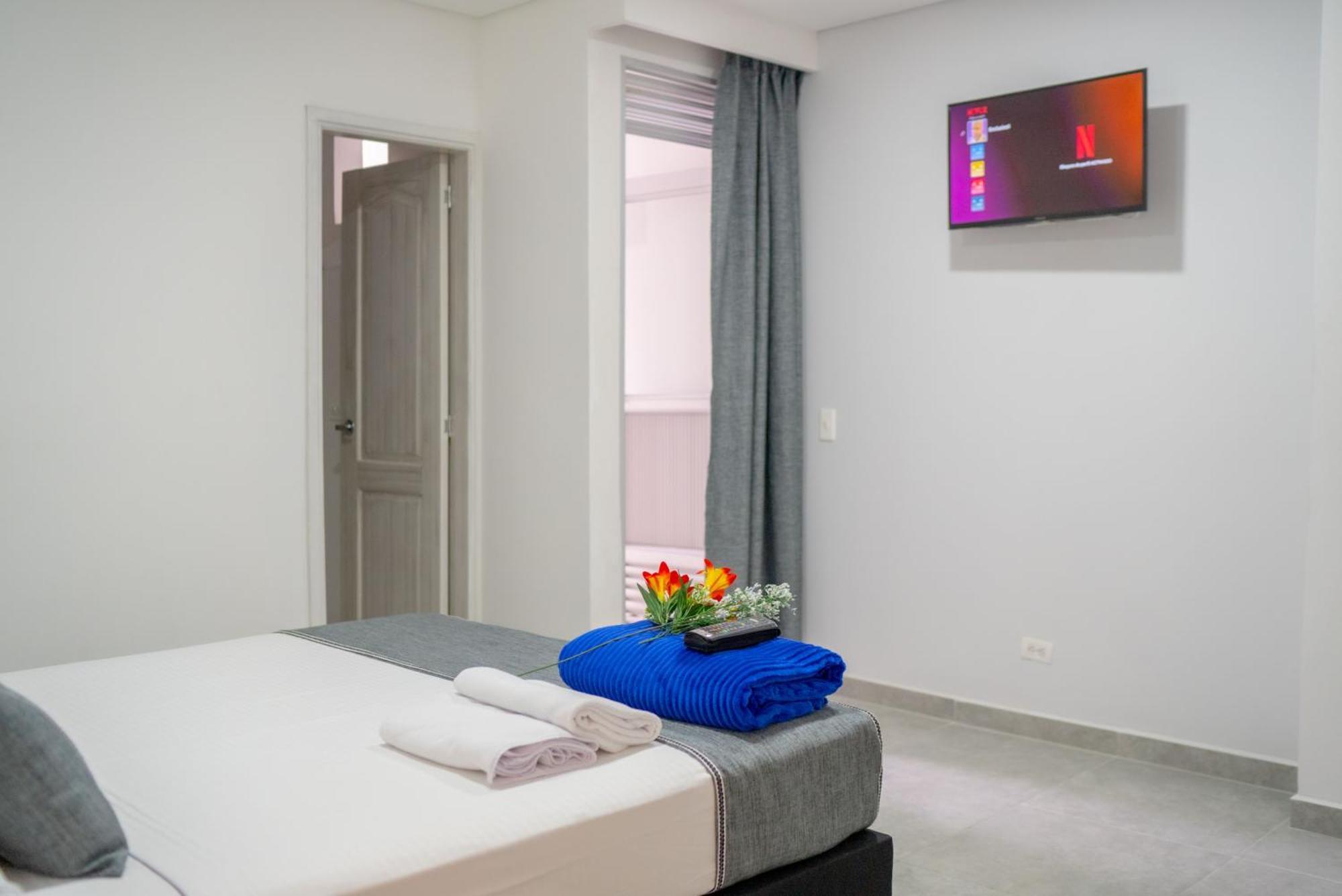 El Oscar Hotel Medellin Bagian luar foto
