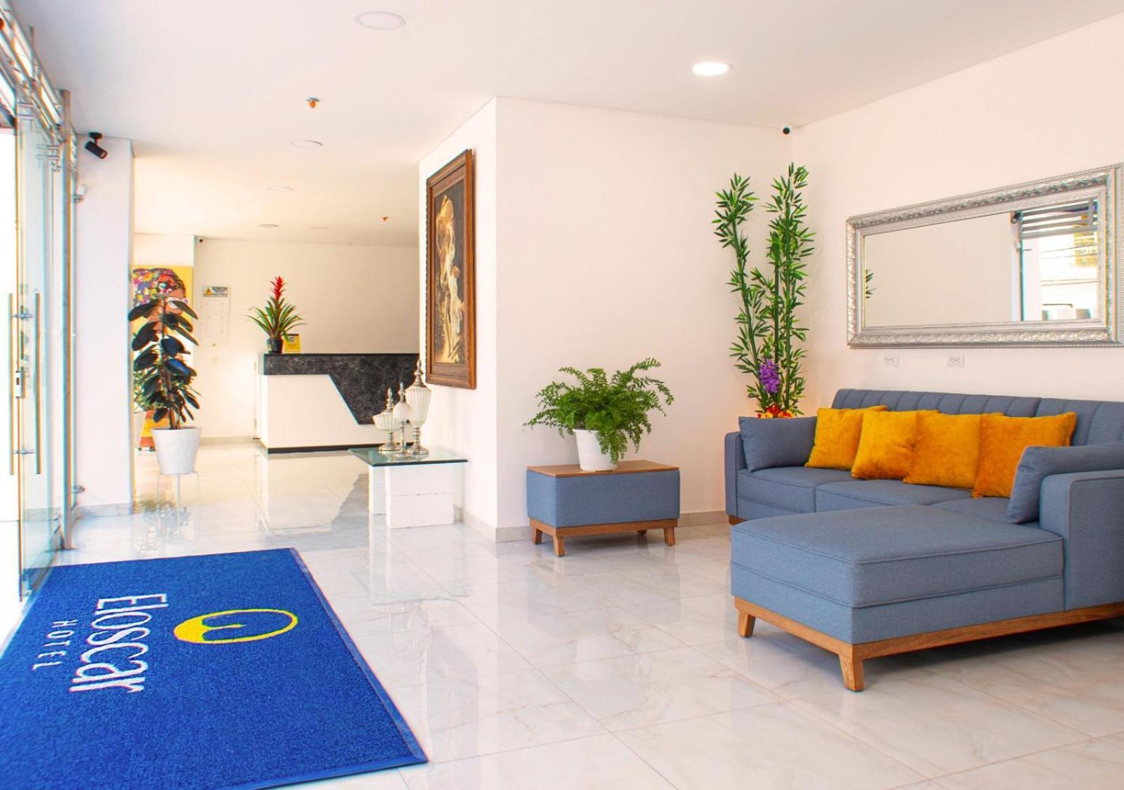 El Oscar Hotel Medellin Bagian luar foto